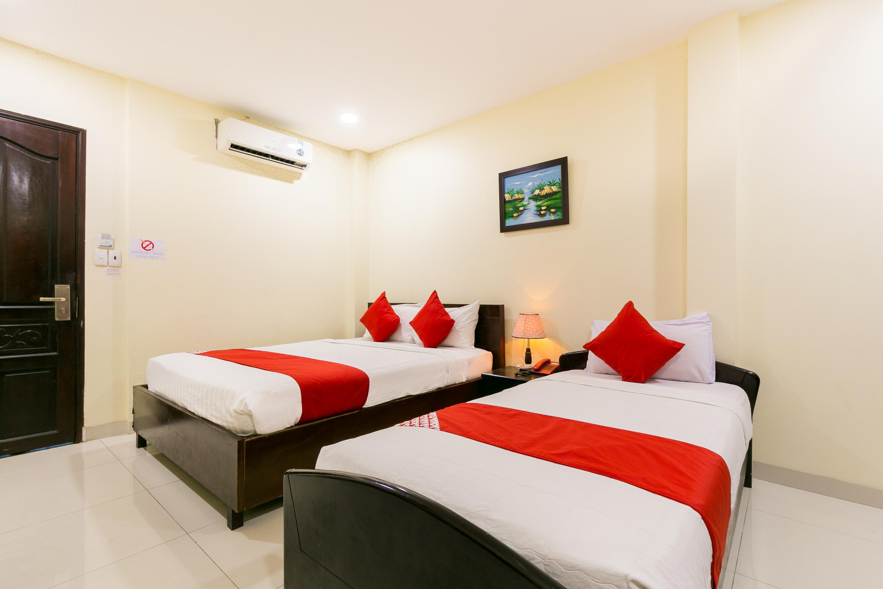 Oyo 422 Nguyen Thanh Hotel Hô Chi Minh-Ville Extérieur photo