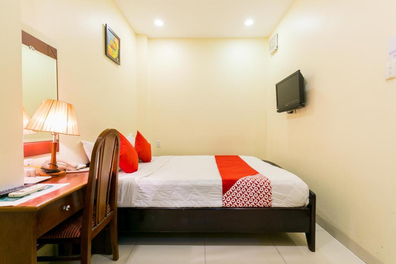 Oyo 422 Nguyen Thanh Hotel Hô Chi Minh-Ville Extérieur photo